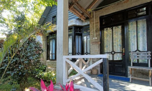 Bungkulung retreat eco huts cottage nice entry door