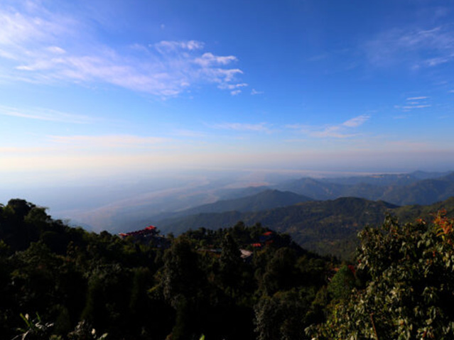 Outdoor natural view for Jhandi Heaven Homestay at Jhandi dara at west bengal for Kanchenjunga view homestay and Kanchenjunga view from room